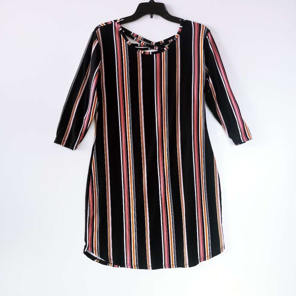 No Boundaries Shift 3/4 Sleeve Striped Crisscross
